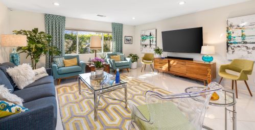 2118 Gene Autry Trl, Palm Springs, CA 92264-5827