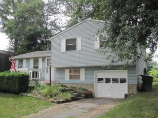 2191 Kilbourne Ave, Columbus OH  43229-5317 exterior