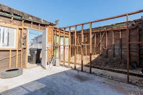 4366 116th St, Hawthorne CA  90250-2327 exterior