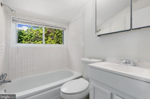 12912 Flack St, Silver Spring MD 20906-4067 exterior