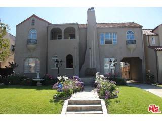 1158 Tremaine Ave, Los Angeles CA  90019-1720 exterior