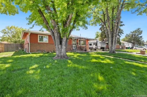 6930 Oregon Dr, Denver, CO 80232-2123