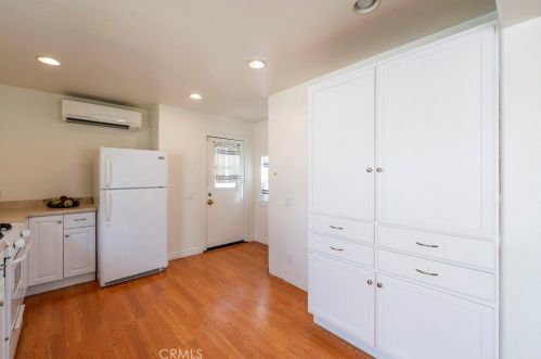 816 Dickel St, Anaheim CA  92805-1805 exterior