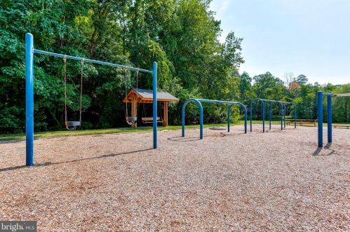 181 Berrywood Dr, Severna Park MD 21146-2030 exterior