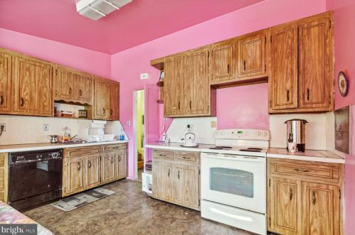 10905 Oakwood St, Silver Spring MD 20901-1238 exterior