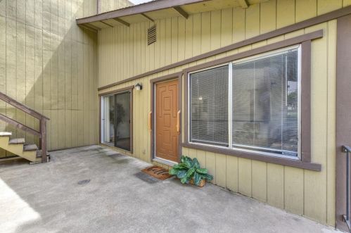 494 Ridgecrest Ct, Swansboro Country, CA 95667-4006