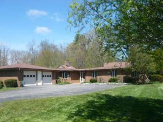28 Tuttle Ln, Dover, NH 03820-4918