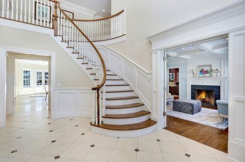 50 Mallard Dr, Greenwich, CT 06830-6710