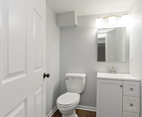 1242 Arbor Vitae Rd, Bannockburn IL  60015-2837 exterior