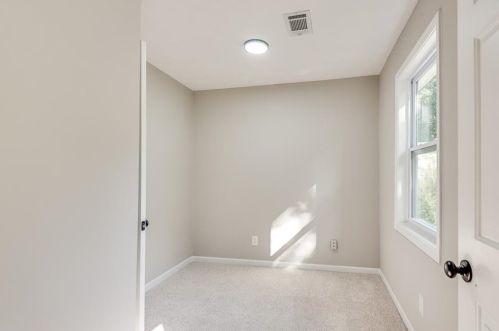 5068 Cold Springs Dr, Lilburn GA  30047-3776 exterior