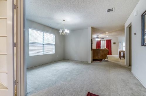 1461 Hedgewood Trl, Fort Worth TX  76112-4455 exterior