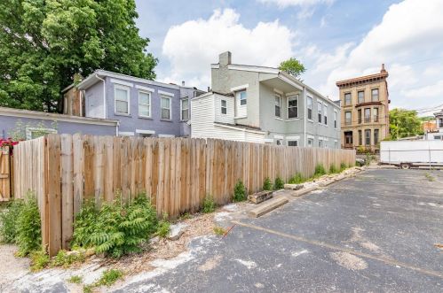 937 Findlay St, Cincinnati OH  45214-2135 exterior