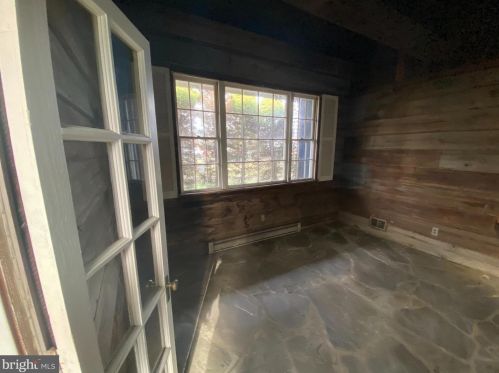 1906 Longmead Rd, Silver Spring MD 20906-1929 exterior