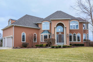 4427 Esquire Cir, Naperville, IL 60564-6164
