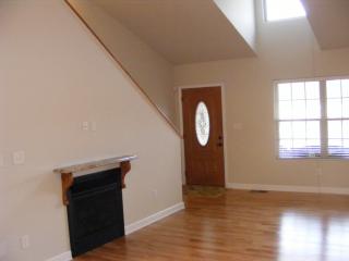 4002 Wesoga Dr, Dandridge, TN 37725-4575