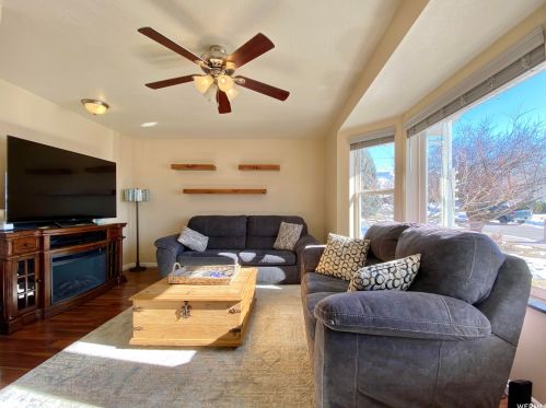 381 400, Smithfield UT 84335-1349 exterior