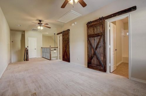 4272 Comanche Dr, Carrollton TX 75010-3300 exterior