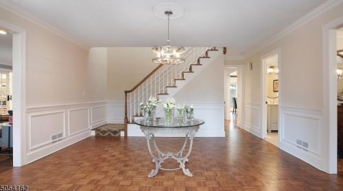 2 Cardinal Dr, Warren, NJ 07059-6750