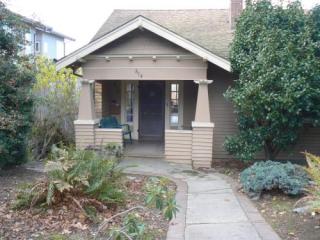814 14th St, Bellingham, WA 98225-6304