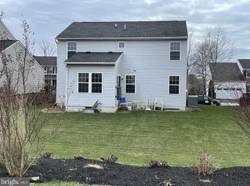 18 Black Forest Ln, Lovettsville, VA 20180-8506