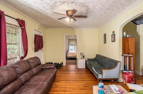 2509 Hood Ave, Atlanta GA  30318-6143 exterior