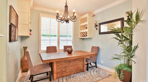 906 Dylan Way, Anaheim CA  92808-1515 exterior