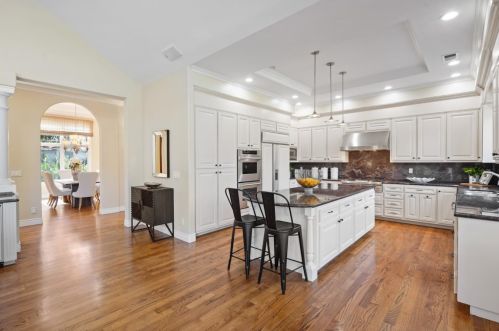 307 Verano Dr, Los Altos CA 94022-2345 exterior