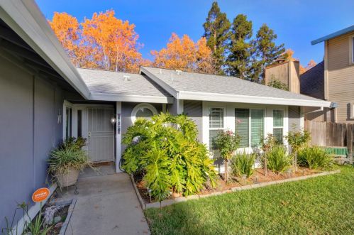 6913 Fenway Ct, Elk Grove, CA 95758-5018