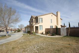 332 Fantasy St, Palmdale, CA 93551-2902