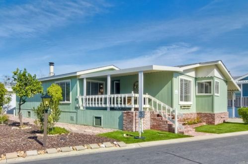 5128 Don Mata Dr, Carlsbad, CA 92010-3931