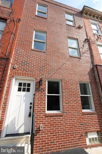 1021 Ellsworth St, Philadelphia PA  19147-4637 exterior