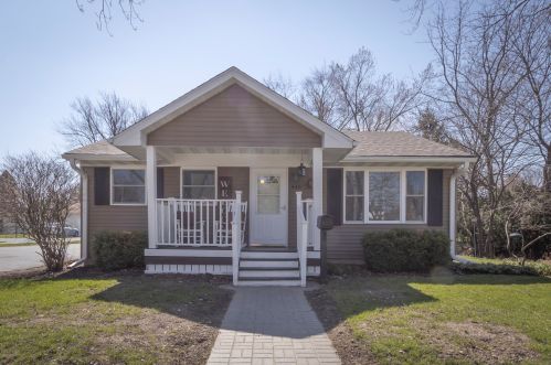 440 Edward St, Sycamore, IL 60178-2118
