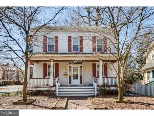 235 Van Kirk St, Beverly, NJ 08010-1339