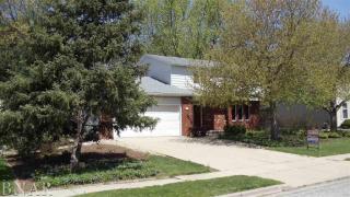 2708 Ridge Rd, Bloomington, IL 61704-4562
