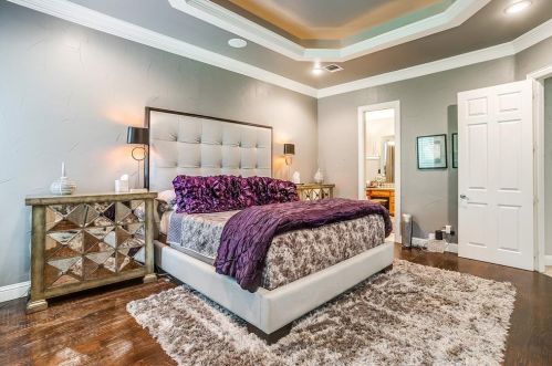 5968 Riverbend Pl, Fort Worth TX  76112-1064 exterior