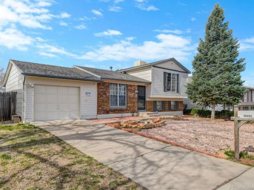 16492 Wyoming Dr, Aurora, CO 80017-4160