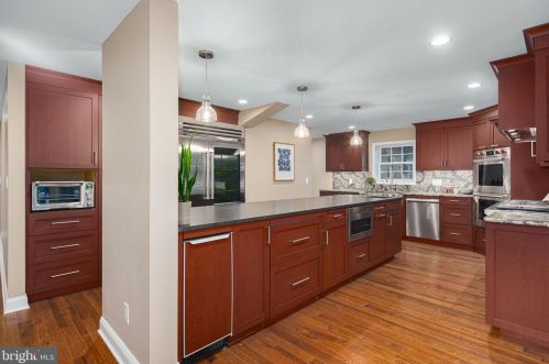 520 End Ave, Tavistock NJ  08033-2630 exterior