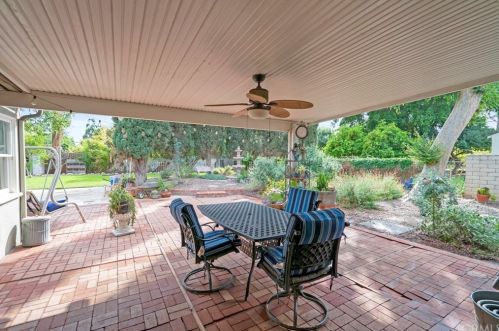 4624 Linwood Pl, Riverside CA  92506-1029 exterior