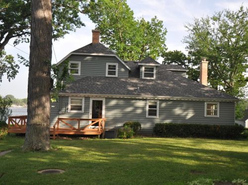 25497 Florence Ave, Antioch, IL 60002-8704