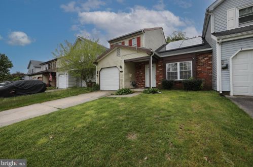 29 Hamilton St, Auburn, NJ 08085-1523