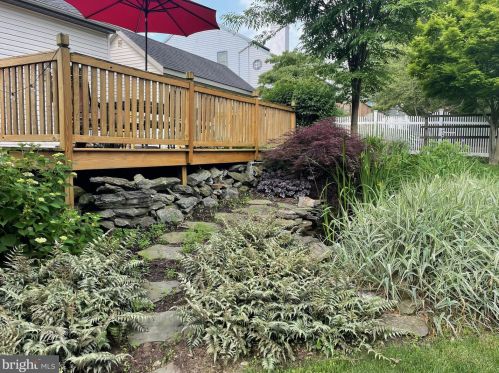 1549 Jefferson Ct, Lancaster PA  17602-1245 exterior