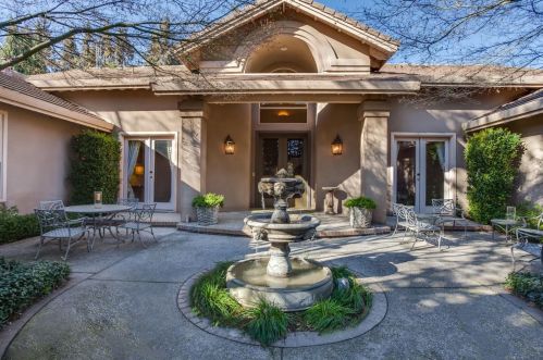 1505 Rockhaven Dr, Modesto, CA 95356-8881