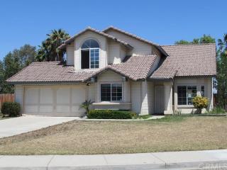 42150 Lexington Ct, Hemet, CA 92544-8409
