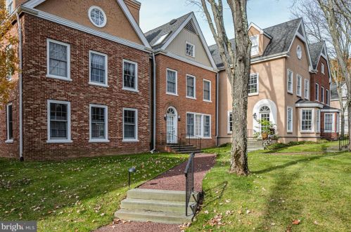 57 Governors Ln, Princeton, NJ 08540-3671