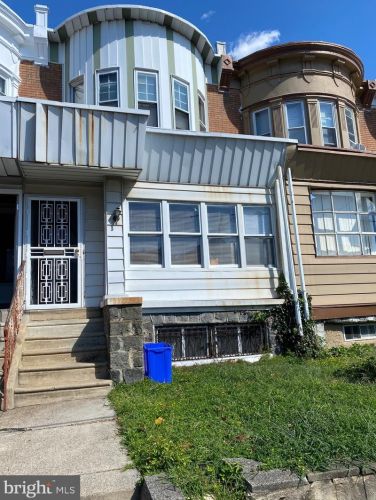5831 Cedar Ave, Philadelphia PA  19143-1933 exterior