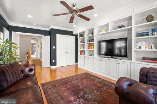 532 22nd St, Philadelphia PA 19140-4703 exterior