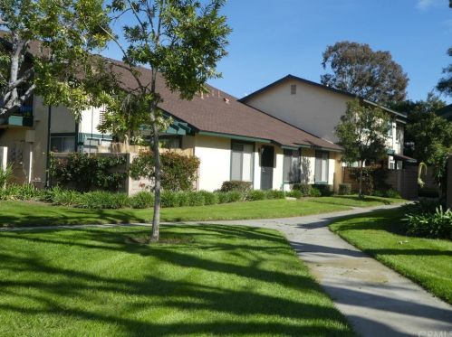 5465 Candlewood Cir, Anaheim CA  92807-1548 exterior