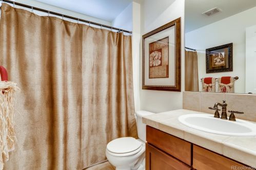 6118 Fundy Way, Aurora CO 80016-3860 exterior