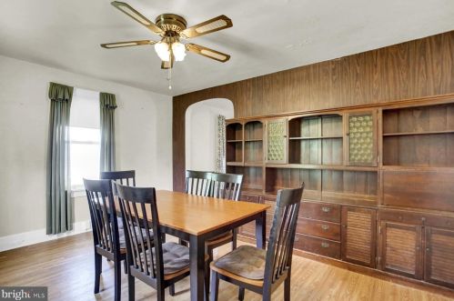 1550 Trindle Rd, Carlisle PA  17015-9759 exterior