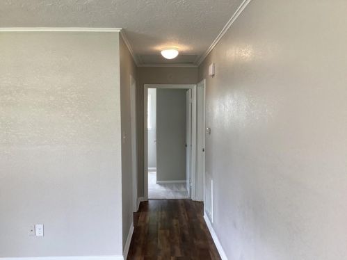 1041 2 St, Bellvue TX 77418-2948 exterior